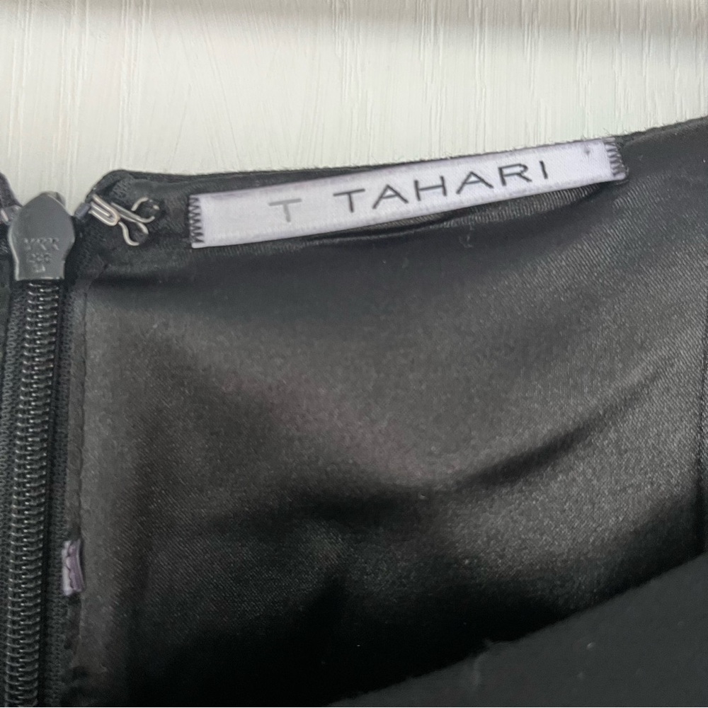 T Tahari Black Sheath Cocktail Black Dress - Size 8 - Picture 5 of 7